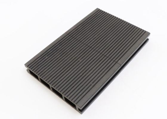 Estrusione di legno composita di plastica di legno di Co del PE del rivestimento della parete del pannello di parete esterna WPC