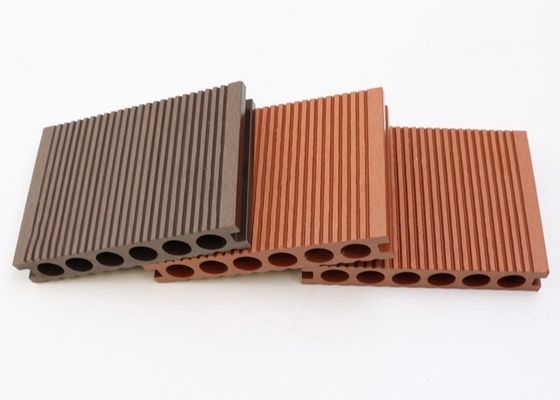 Il Decking 3D dell'interruttore di sicurezza che imprime il Decking composito di WPC piastrella la pavimentazione di plastica