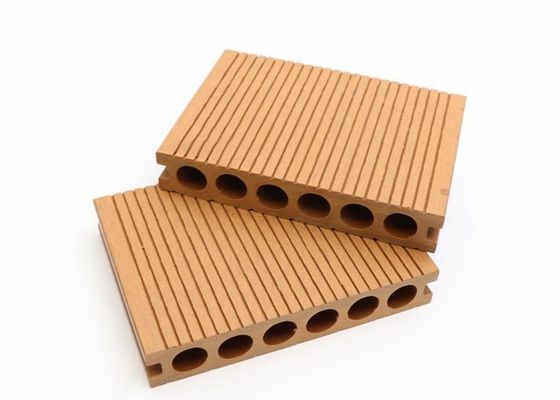 Bordo composito di Decking WPC di Co della cavità esteriore di Decking dell'estrusione