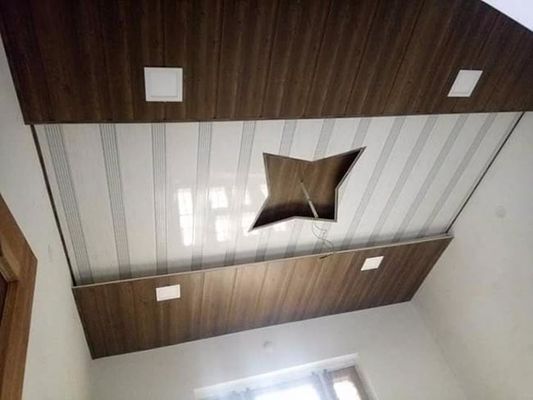 Materiale da costruzione dell'alto di lucentezza del soffitto del PVC del pannello bagno domestico decorativo interno della parete