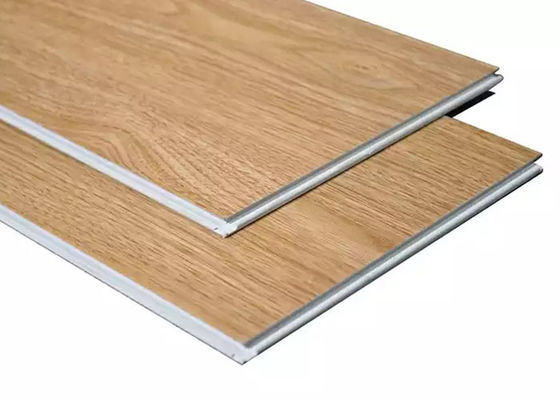 clic di legno SPC del grano di 180x1220x4mm che pavimenta la pavimentazione di plastica impermeabile del PVC