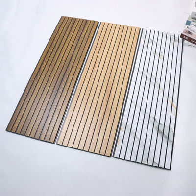 Pannello per soffitto in PVC per arredamento moderno come pannello murale Pannello murale in PVC con texture 3D per camera da letto del soggiorno