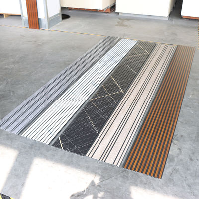 Pannello per soffitto in PVC per arredamento moderno come pannello murale Pannello murale in PVC con texture 3D per camera da letto del soggiorno