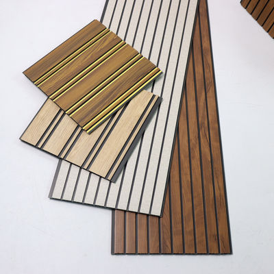 Pannello per soffitto in PVC di facile installazione per pareti Soluzione semplice per pannelli a parete Risparmia tempo e manodopera Basso costo di installazione Pannello a parete