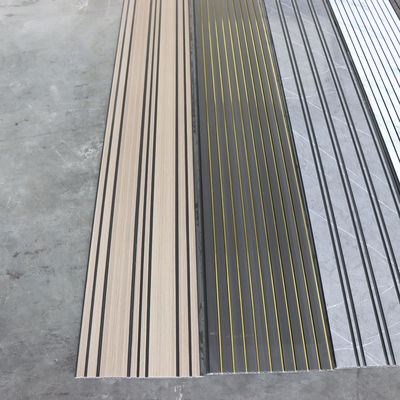 Pannello da parete in PVC di qualità commerciale Alta resistenza all'umidità Pannello da parete per ufficio Negozio Ristorante Parete alberghiero