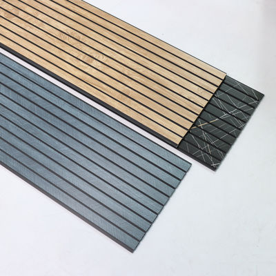 Pannello murale in PVC a installazione facile, sistema a scatto semplice per il fai-da-te nella ristrutturazione della casa