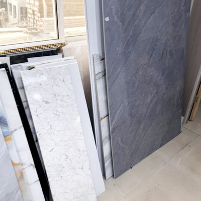 Pannello di parete di doccia in PVC impermeabile di qualità superiore per il rivestimento delle pareti delle zone umide