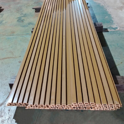 Pannello da parete WPC esterno di alta qualità Composito di legno di plastica impermeabile per l'esterno per la decorazione degli edifici