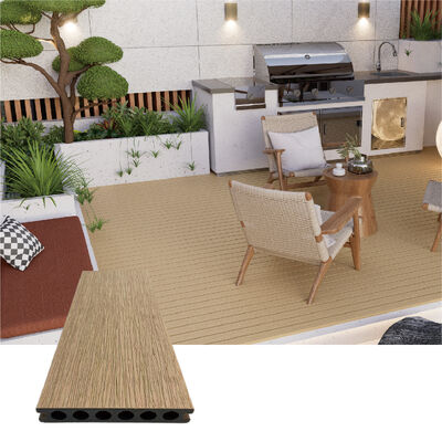 Pannelli di parete esterni in WPC Panelli di legno composito impermeabili esterni per la decorazione degli edifici