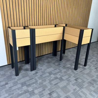 Piantatrice per letti da giardino con gambe metalliche per giardino esterno