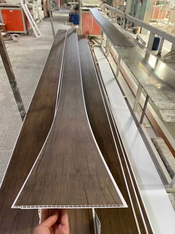 Rivestimento di plastica della parete del pannello per soffitti decorativo a prova di fuoco del PVC per il bagno domestico