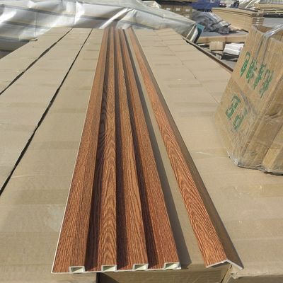 Il pannello di parete di legno del PVC WPC del grano ha scanalato nel pannello di parete dei pannelli di parete WPC 3D