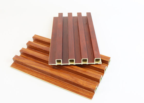Pannelli di parete interni della decorazione interna del pannello di parete del grano della laminazione del legno WPC di colore