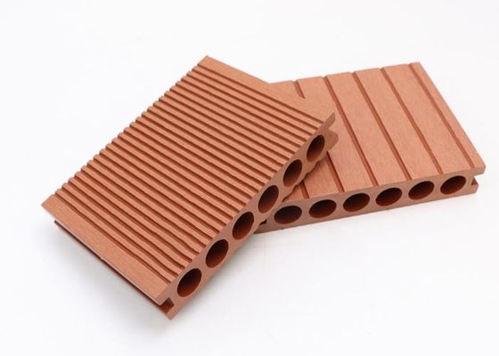Decking composito di plastica di legno composito dei bordi di piattaforma di 140x25mm per il giardino