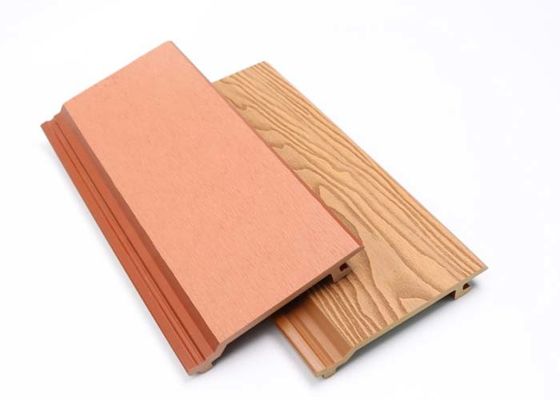 Il pannello di parete esteriore del giardino composito di plastica WPC WPC impermeabile ha scanalato nel pannello di parete