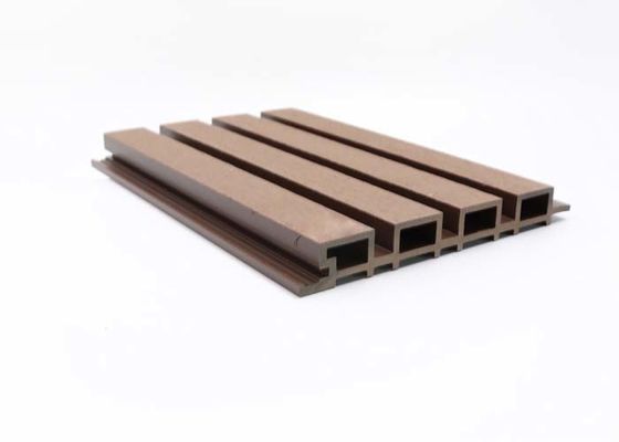 Pannelli di parete compositi di plastica di legno all'aperto del PVC WPC del rivestimento della parete esterna