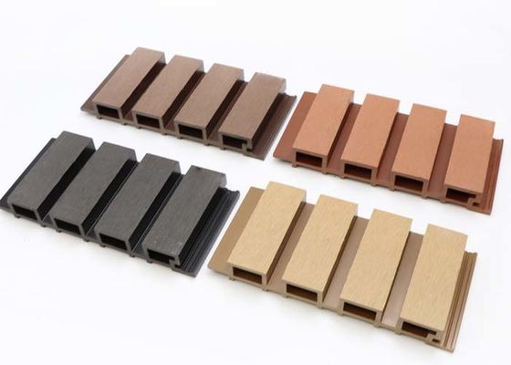 Pannelli di parete compositi di plastica di legno all'aperto del PVC WPC del rivestimento della parete esterna