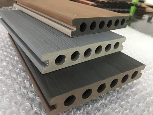 Impermeabilizzi non la pavimentazione costruita Decking all'aperto di legno di quercia di slittamento WPC
