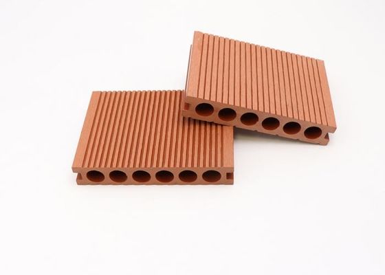 Composto all'aperto impermeabile di WPC del pavimento di Decking del grano a prova di fuoco di legno