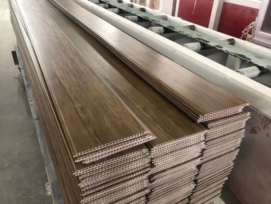 Interno di plastica laminato decorativo del pannello di parete dei pannelli per soffitti 25cm del PVC di legno