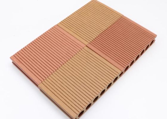 Il Decking di legno all'aperto 3D del grano WPC ha impresso la pavimentazione composita di plastica di legno