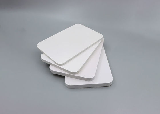 bianchi del bordo della schiuma plastica del PVC di 1220x2440mm strato decorativo di 30mm - di 1mm