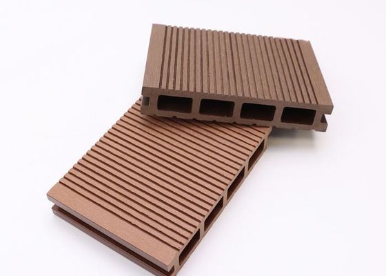 Rivestimento all'aperto della parete del pannello di parete di WPC di Decking del PE dell'estrusione composita di plastica di legno di Co WPC