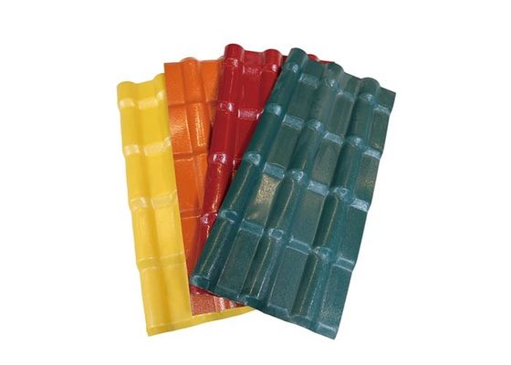 Le mattonelle di tetto del PVC della resina di plastica facili installano le mattonelle di tetto per la decorazione del tetto della fabbrica