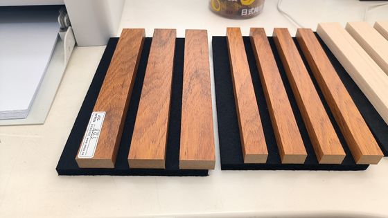 Pannello di parete in legno di quercia a lastra acustico a prova di umidità