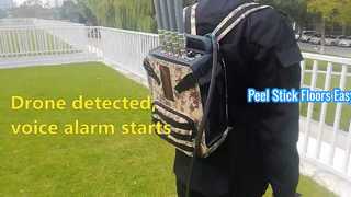 Le piastrelle per pavimenti Easy Peel Stick trasformano qualsiasi stanza